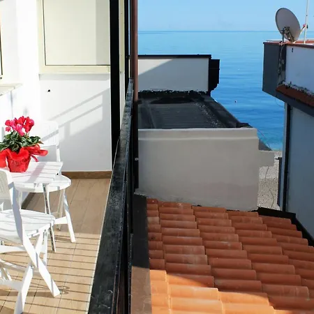 Casa Peppino * Letojanni