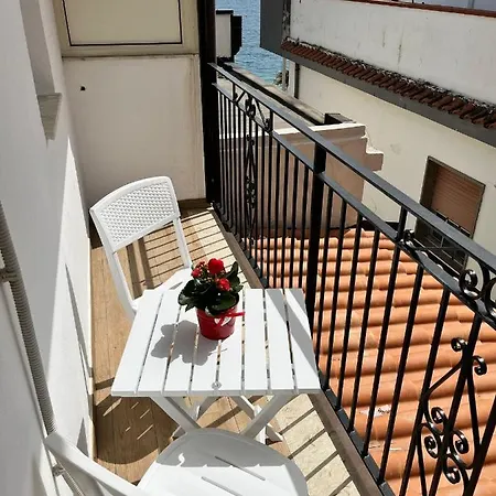 Casa Peppino Lejlighed Letojanni